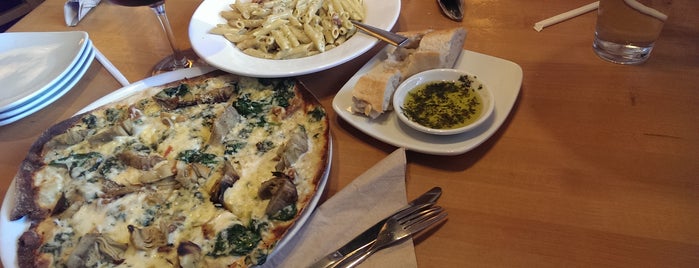 California Pizza Kitchen is one of A’s Liked Places.