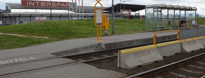 Dubina (bus, tram) is one of Tramvajové zastávky v Ostravě.