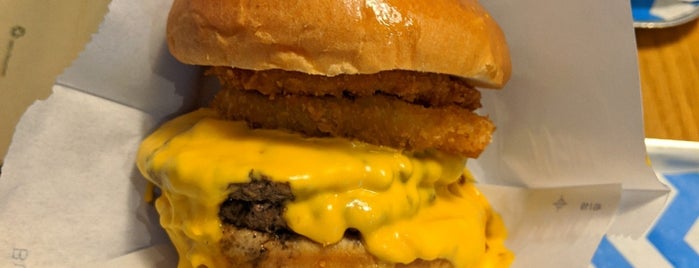 Bujo Burger is one of Locais curtidos por Jim.