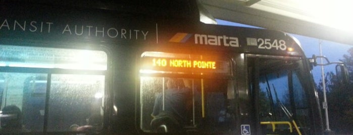 MARTA Bus Route 140 is one of สถานที่ที่ Chester ถูกใจ.