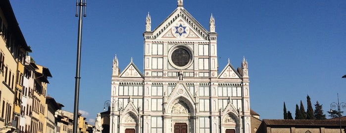 Piazza Santa Croce is one of Флоренция.