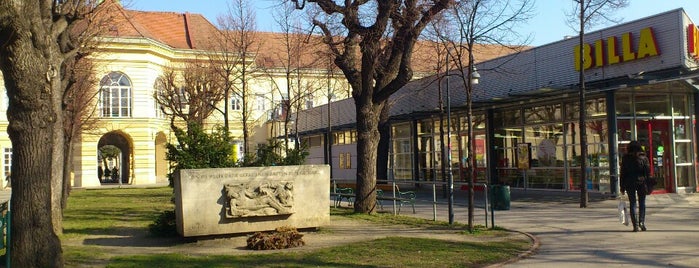 Hof 1 - Campus der Universität Wien is one of Vi2.