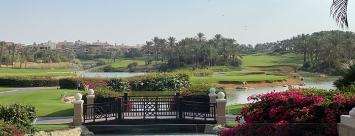 The Westin Cairo Golf Resort & Spa Kattameya Dunes is one of Queen 님이 저장한 장소.