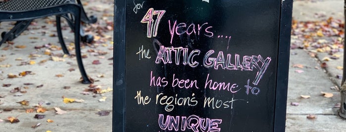The Attic Gallery is one of Kimberly'in Beğendiği Mekanlar.