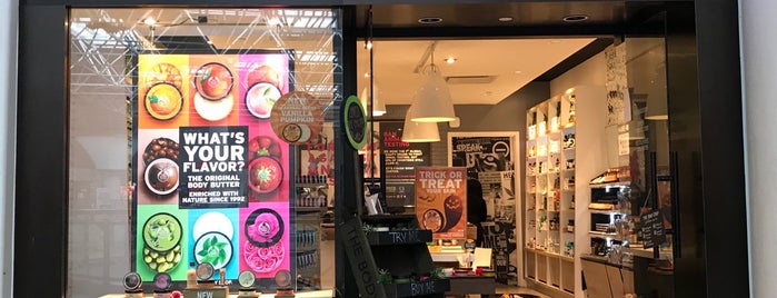 The Body Shop is one of สถานที่ที่ Chester ถูกใจ.