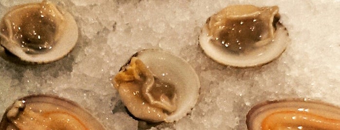 Δουράμπεης Oyster is one of Oysters in Greece.