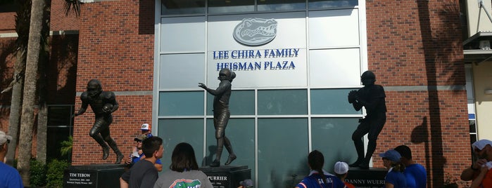 Heisman Plaza is one of Lizzieさんのお気に入りスポット.