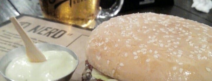 Porpino Burger is one of Belém.