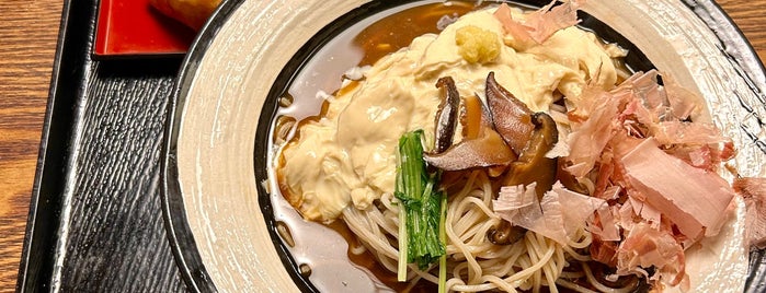 京都生そば もり平 is one of Eat around the world 🌎🍽️.