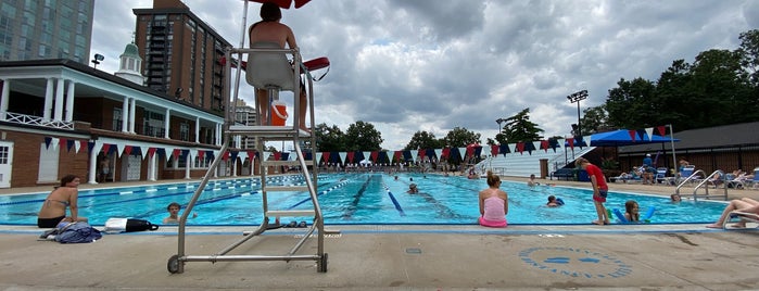 Shaw Park Pool is one of St. Louis Visits.