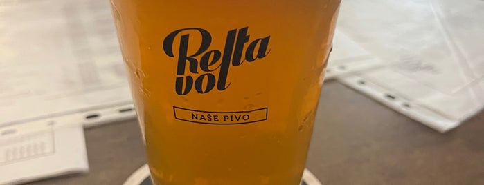 Revolta Beer & Cafe is one of Pivovary.