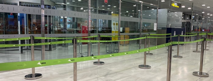 Aeropuerto de Almería (LEI) is one of Viajes.