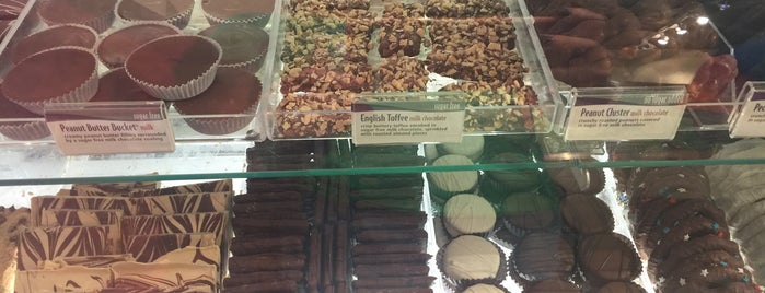 Rocky Mountian Chocolate Factory is one of Orte, die Lizzie gefallen.