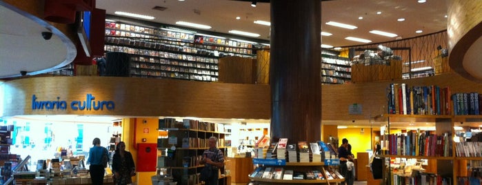 Livraria Cultura is one of FAVORITOS.