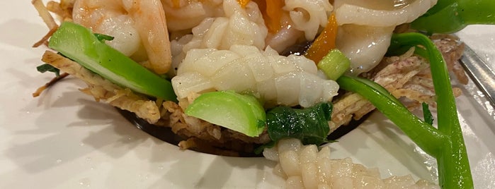 Grandlake Chinese Cuisine is one of West Palm.