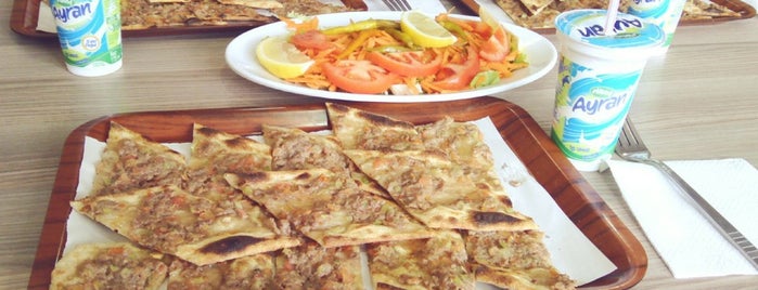 Konyalım Etli Ekmek is one of eses.