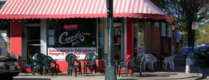Coppola's Deli is one of Dilek's Saved Places.