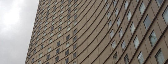 ヒルトン東京 is one of Hotels I've stayed at.