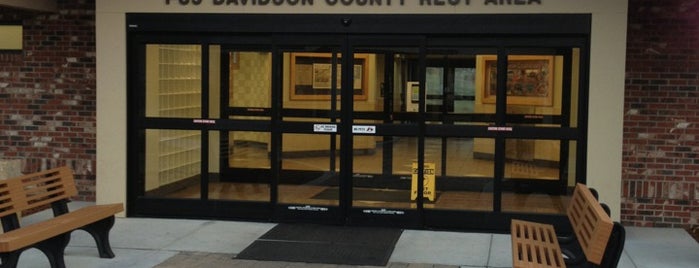 Davidson County Rest Area is one of Orte, die Michael gefallen.