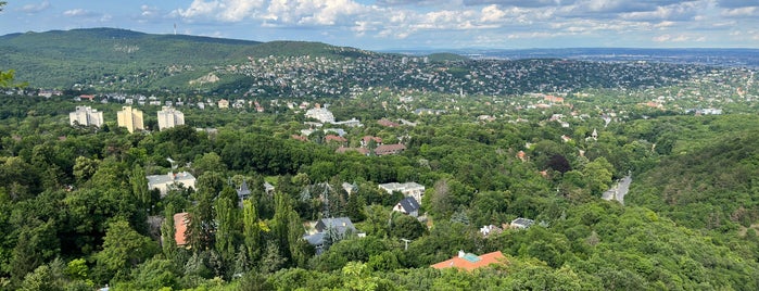 Tündér-szikla is one of Hungariqm.