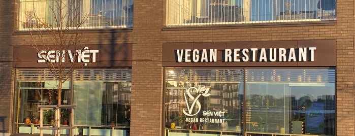 Sen Viet Vegan Restaurant is one of Locais curtidos por Salla.