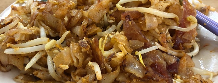 Robert's Penang Fried Kuey Teow is one of Etc..