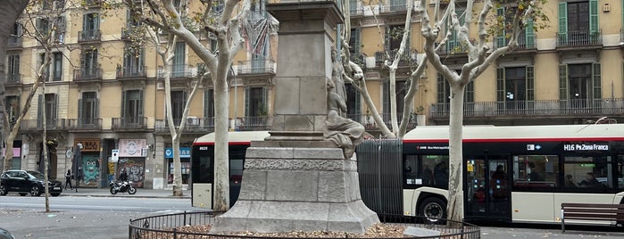Monument a Rafael de Casanova is one of Barcelona Monumental.