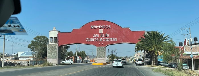 San Julián is one of Visit Place.