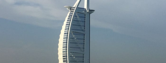 Top 4 Beaches in Dubai