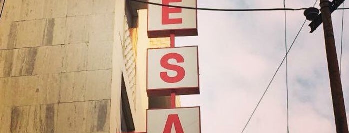 Mesa Nápoles is one of Restaurantes.