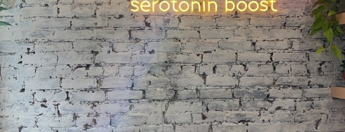 Serotonin Smoothies is one of veg out.