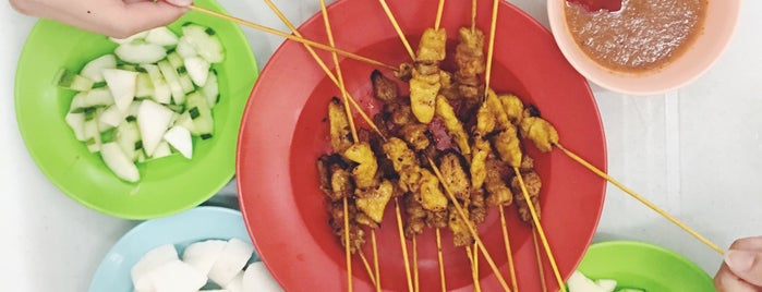 Xiang Ji Satay House (Jonker Satay) is one of Melaka must go places.