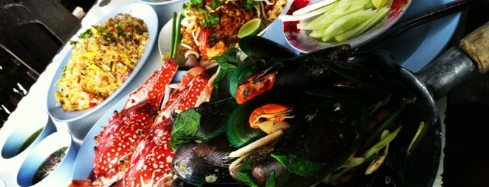 Khun Add Seafood is one of พาชิมไปเลื่อย.