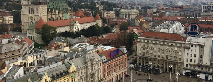 Zagreb is one of Lieux qui ont plu à Helena.