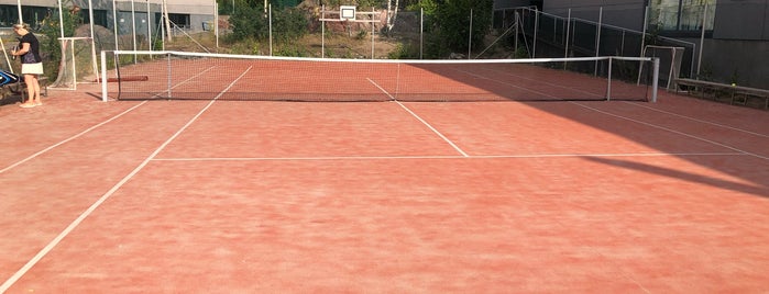 EVS Tennishalli is one of Best places to play tennis in Espoo.