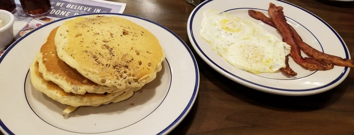 Bob Evans Restaurant is one of Places I Need To Visit Or Go Back To.