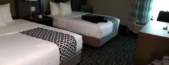 La Quinta Inn & Suites Houston Cypress is one of Tempat yang Disukai Gregory.