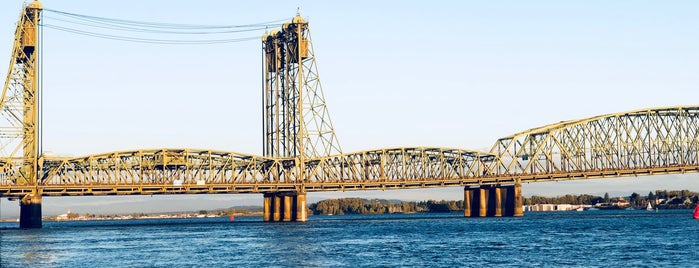 Terminal No1 Port of Vancouver is one of Tempat yang Disukai Enrique.