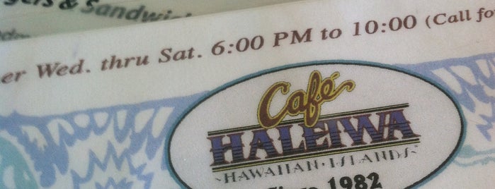 Cafe Hale‘iwa is one of Hawaii Honeymoon.