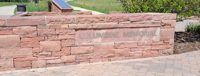 Columbine Memorial is one of สถานที่ที่ Stefan ถูกใจ.