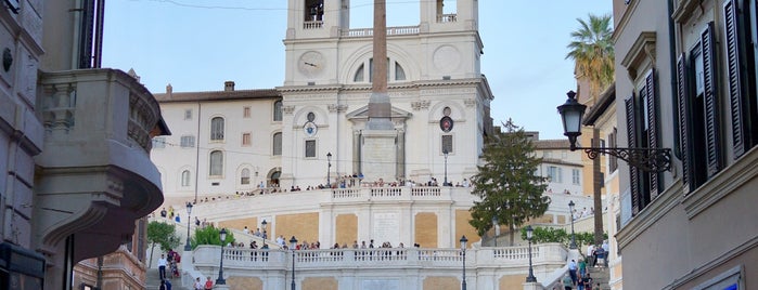 Scalinata di Trinità dei Monti is one of สถานที่ที่ Mahmut Enes ถูกใจ.