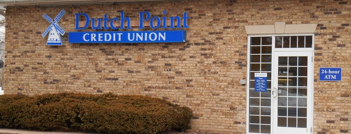 Dutch Point Credit Union is one of Lieux qui ont plu à P.