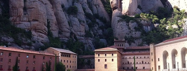 Muntanya de Montserrat is one of Sightseeing.