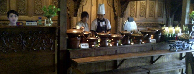 Waroeng Pati @ dua kelinci is one of Must try while you are on Pati.