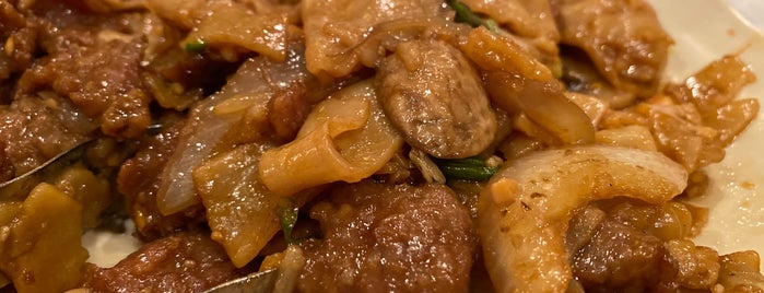 Taste King Chinese Restaurant is one of The 9 Best Places for Mongolian Beef in Philadelphia.