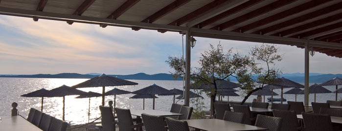 Ouranoupoli Camping & Bungalows is one of Barbaros’s Liked Places.