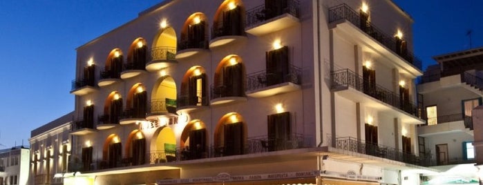 Hotel Poseidonio is one of สถานที่ที่ Victoria S ⚅ ถูกใจ.