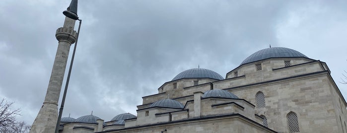 Mahmut Paşa Camii is one of Istambul.