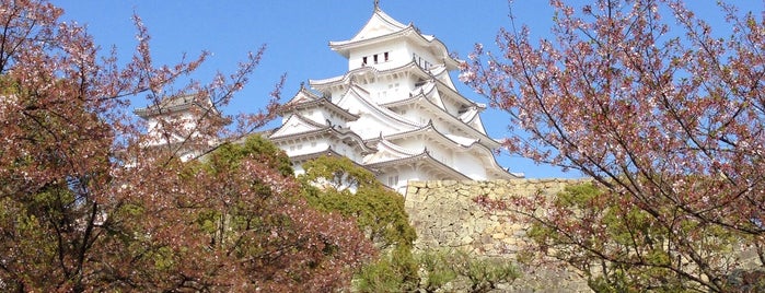 Himeji Castle is one of 世界遺産.