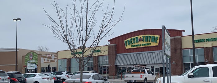 Fresh Thyme Farmers Market is one of Indianapolis.